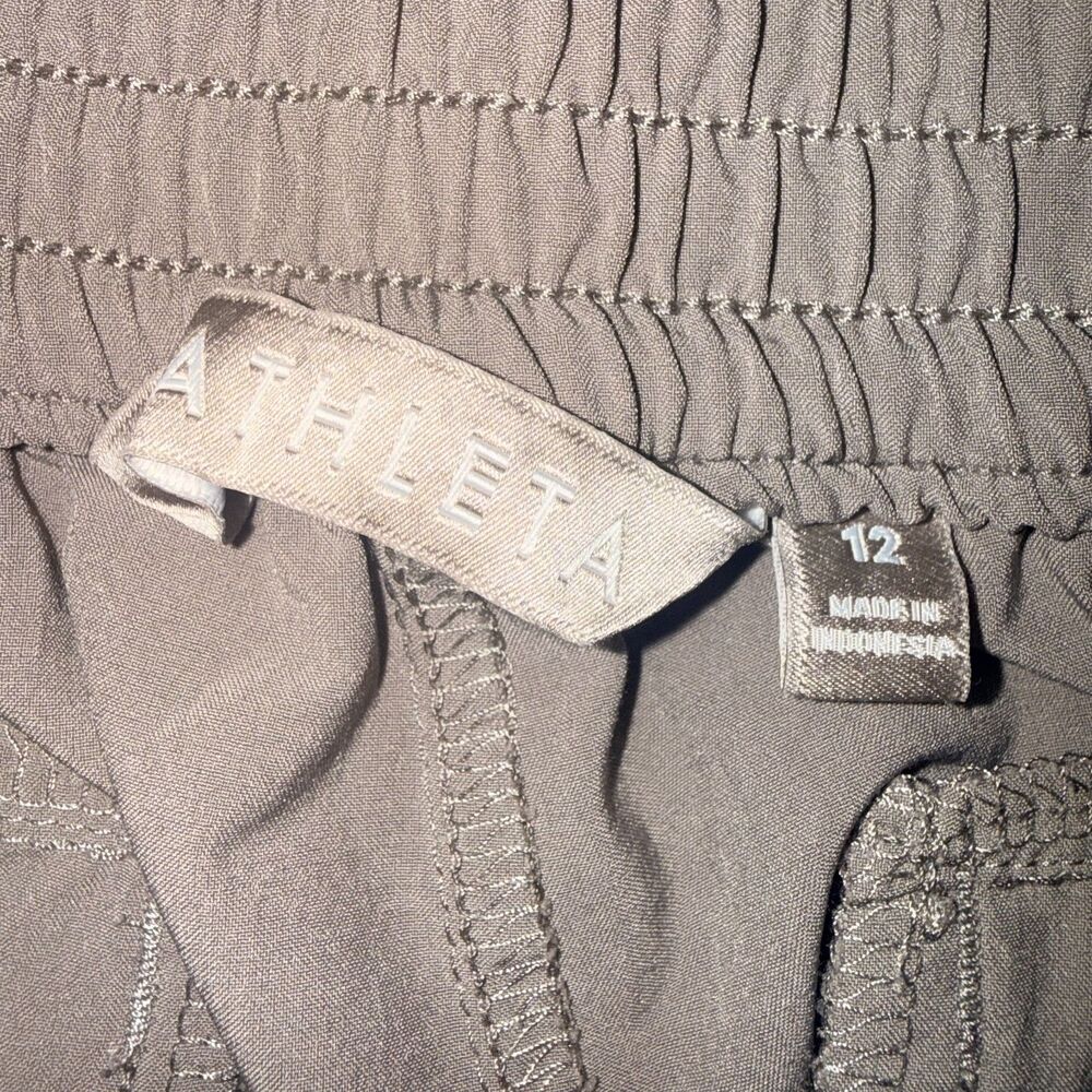 Athleta Chelsea Cargo Pant- Light Asphalt 12 - Picture 5 of 7